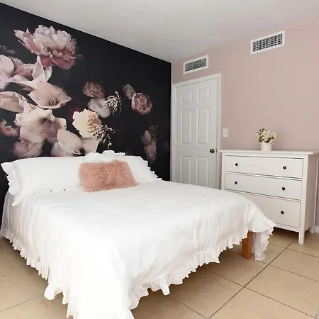 Varadero Suites By RocketSTAY